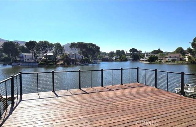 30658 Lakefront Drive Gallery 3