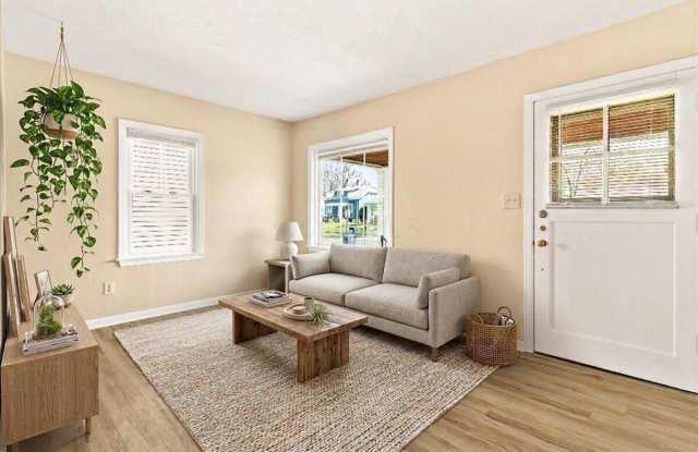 2593 Osceola Avenue photos photos