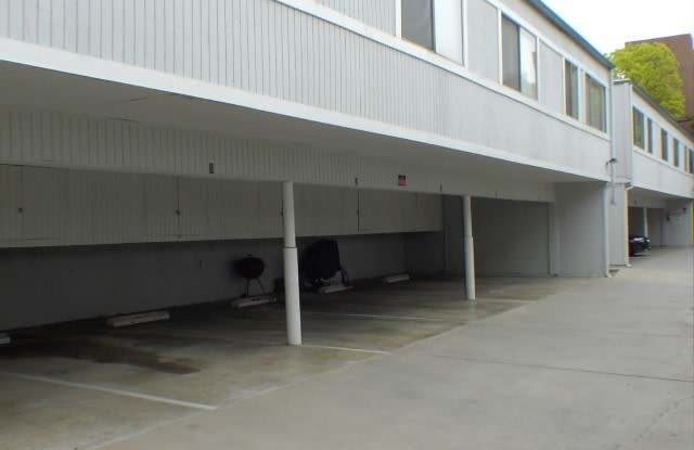 470 S LOS ROBLES Avenue Gallery 3