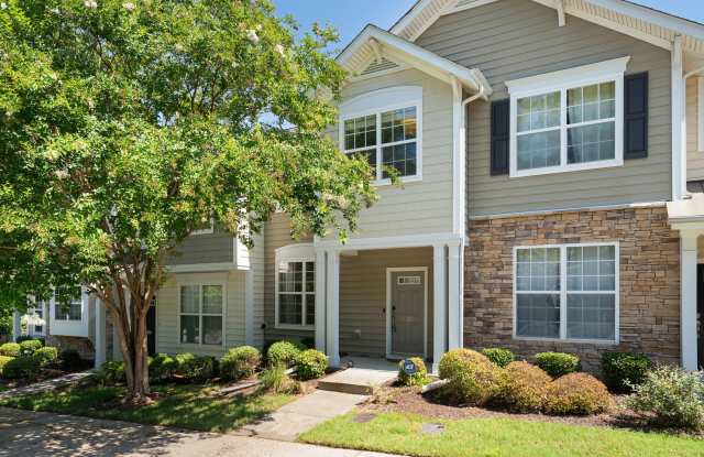 Ready NOW! Spacious 3BR/2.5BA Townhome in Hope Valley Farms – Modern Amenities, Pet-Friendly photos photos