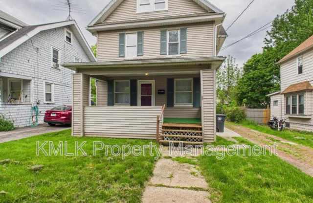 84 E Mapledale Ave photos photos