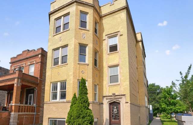 1101 S OAK PARK Avenue photos photos