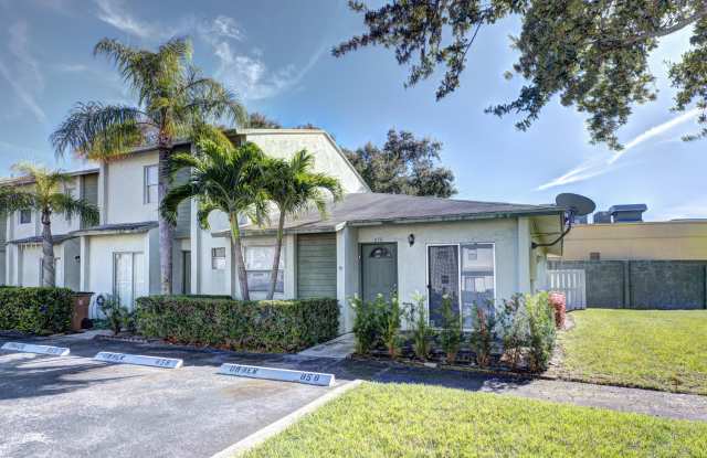 858 Crystal Lake Drive photos photos