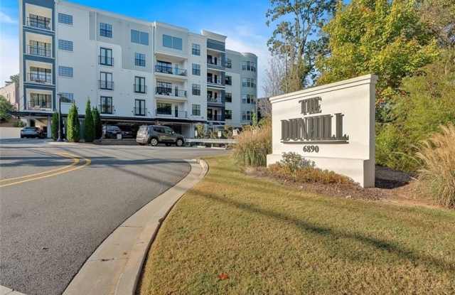6890 Peachtree Dunwoody Road Gallery 2