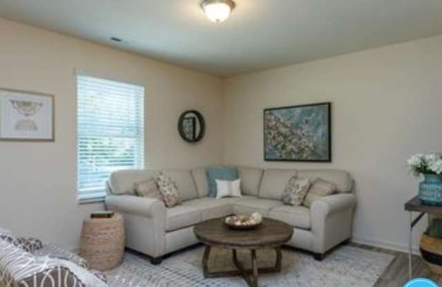 882 Saratoga Drive - 1 - 882 Saratoga Drive, Durham, NC 27704