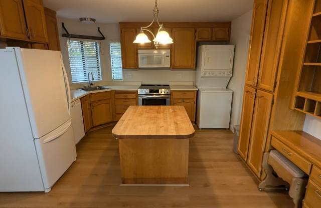 16395 East La Chiquita Avenue - 16395 East La Chiquita Avenue, Santa Clara County, CA 95032