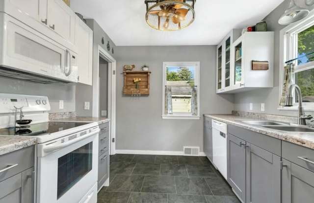 401 7th Ave S - 401 7th Avenue South, Buffalo, MN 55313