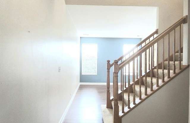 1809 Golden Gate Lane Gallery 2