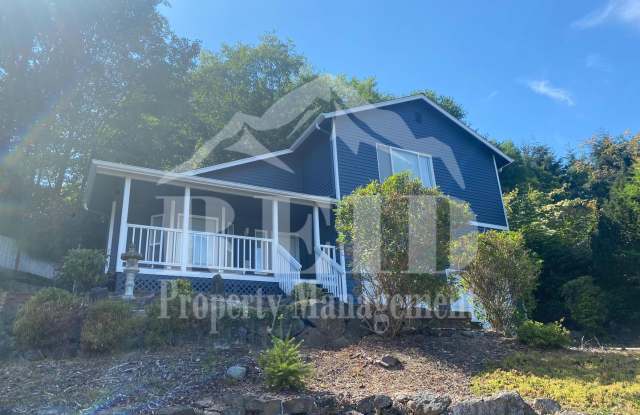 Ridgetop / Island Lake home located in a cul-de-sac photos photos Ridgetop / Island Lake home located in a cul-de-sac photos photos