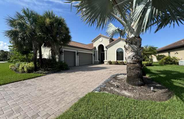 9262 Rialto Ln Gallery 2