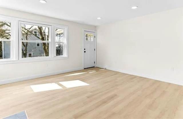 21 Joy Street Gallery 4