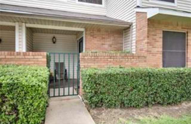 843 Summercreek Drive Gallery 2