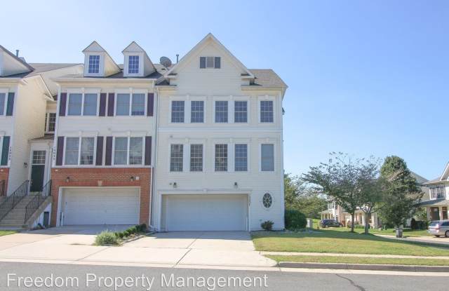 13037 Bathgate Way - 13037 Bathgate Way, Linton Hall, VA 20136