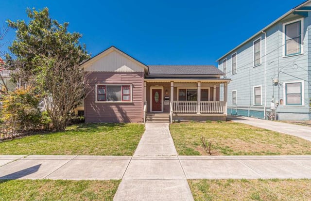 607 East Guenther Street - 607 East Guenther Street, San Antonio, TX 78210