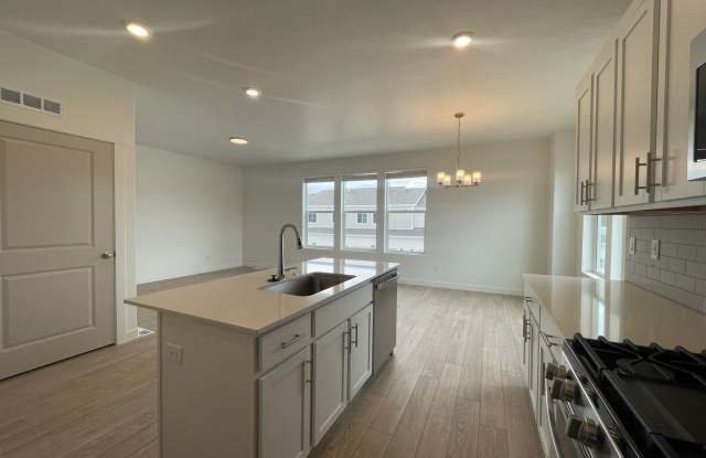 Innovation Park at Francis Commons 404 (80%AMI) Gallery 3