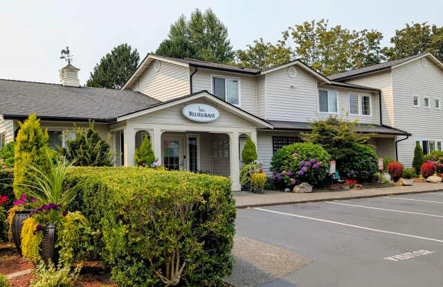 Spacious 2 Bedroom Condo in Gated Community with Pool photos photos