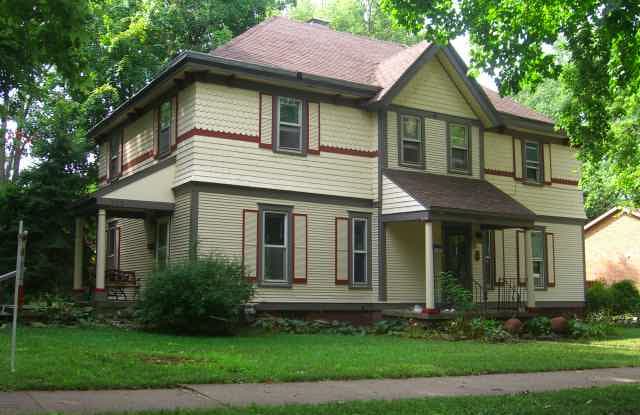 605 W. Washington St. - 605 West Washington Street, Champaign, IL 61820