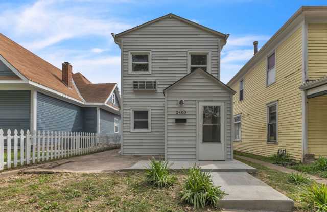 Remodeled 2-Bedroom Home in Saint Joseph with Storage Shed photos photos