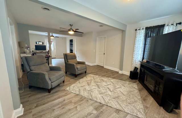 1252 GENERALS Highway Gallery 1