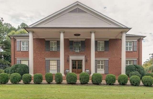4515 ALDERSGATE photos photos