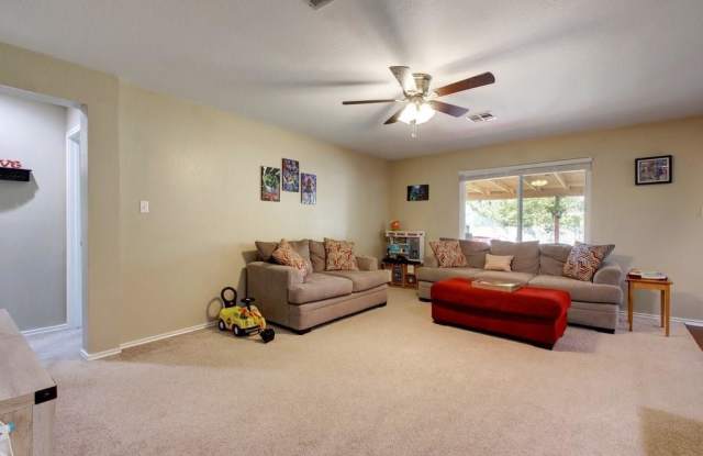 450 Carriage Way photos photos