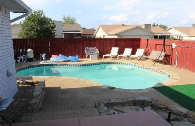 2937 Silverdale Lane Gallery 2