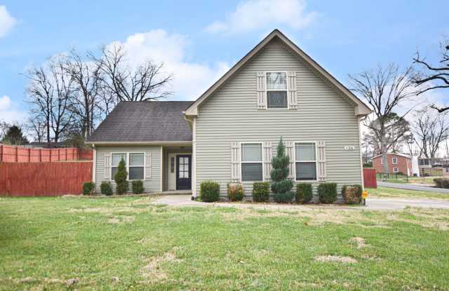 Pet Friendly Three Bedroom with Bonus! photos photos