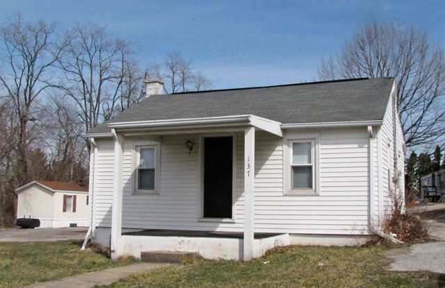 Single Family Home - 137 Pear Avenue, York County, PA 17345