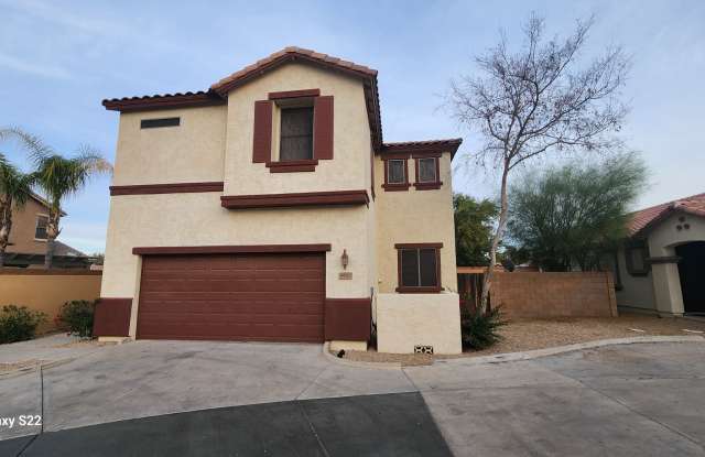 Seville rental available - 3917 East Flower Street, Gilbert, AZ 85298