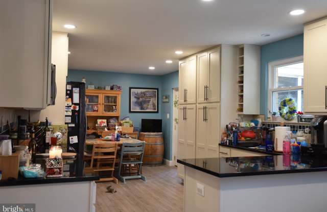 8719 PARLIAMENT DRIVE Gallery 2