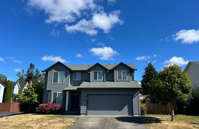 2 Story North Salmon Creek Home for Lease - 916 NW 148th St Gallery 3