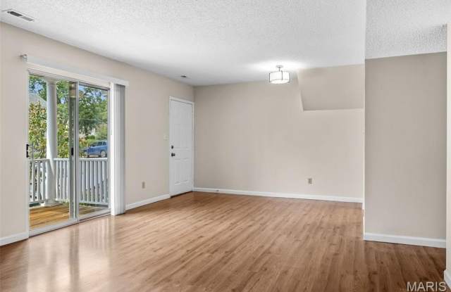 1508 Thrush Terrace Gallery 4