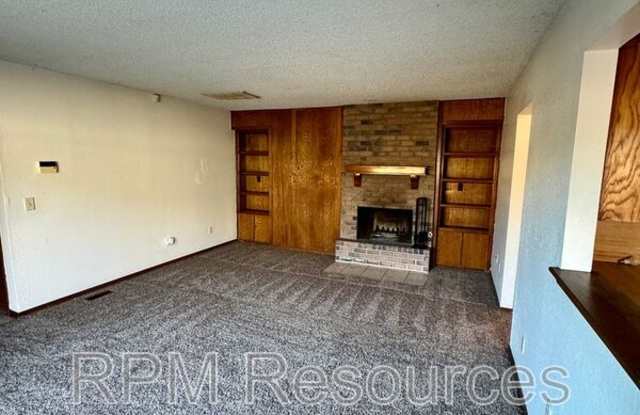 7002 Woodlake Dr Gallery 4