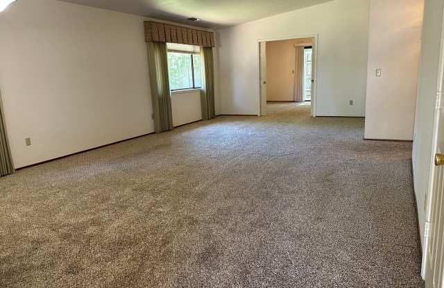 Beautiful 55+ home in Paris Park! Gallery 4