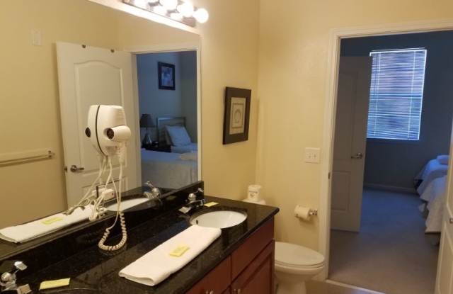 5259 Cane Island Loop 402 Gallery 4
