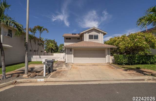 3BR 2.5BA w/2-CAR GARAGE  3 CAR DRIVEWAY PARKING, and 24 SOLAR PANELS IN MAILI KAI photos photos