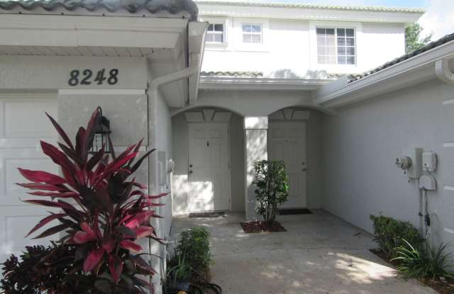 8248 Pacific Beach Drive Gallery 2
