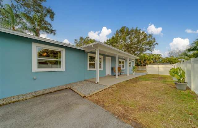 3/2 home - Renovated in Dunedin photos photos