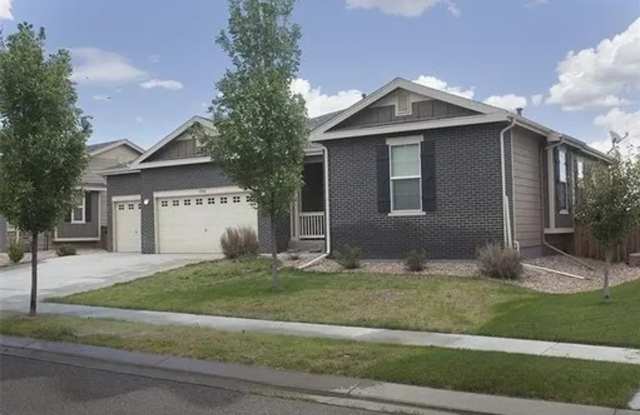 Amazing 3 Bed, 2 Bath, 3 Car Garage Home for Rent photos photos