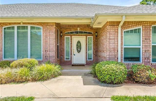 2250 S Burleson Boulevard Gallery 2