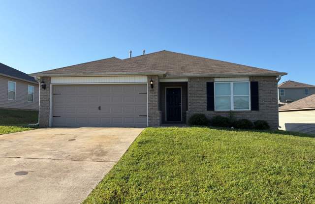 Modern 3-Bedroom Home with Spacious Backyard in Pell City photos photos