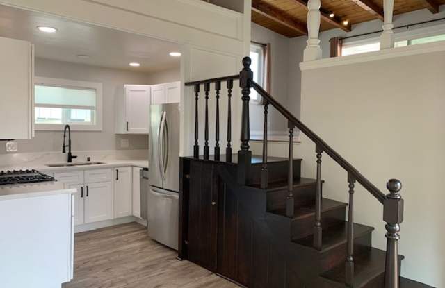 Silverstrand | Oxnard | Newly Renovated 2 Bed + 2 Bath | Office Space! photos photos