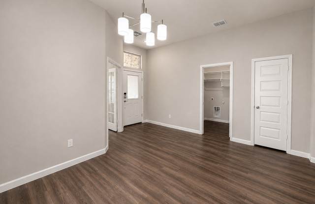 3428 flatiron Drive Gallery 3