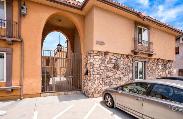 1 bedroom 1bathroom condo in Normal Heights! photos photos