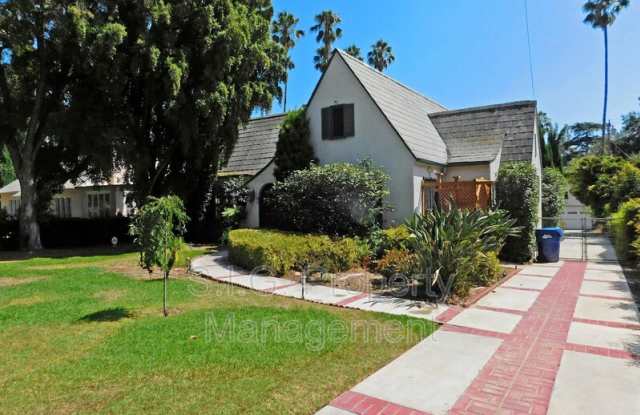 1186 New York Dr photos photos