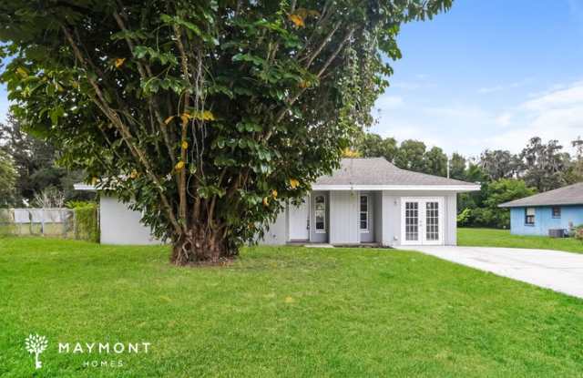 1305 East Bay Street photos photos