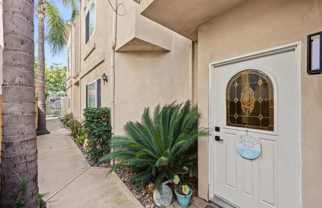 Beautiful 2 Bedroom, 2 Bath Condominium with Garage & Parking – Pacific Beach, Call 6 1 9 8 8 8 5 5 5 4 Gallery 4