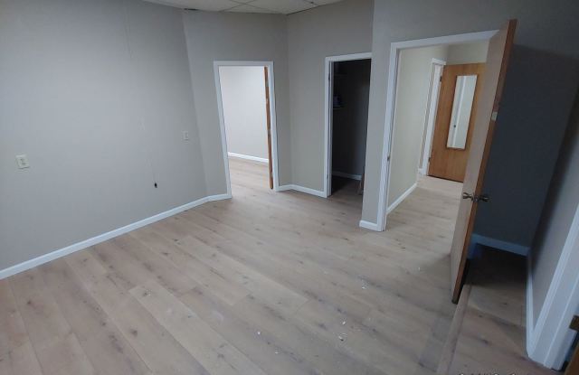 21158 Calistoga Rd - 21158 Calistoga Street, Middletown, CA 95461