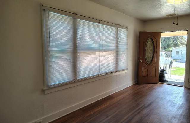 ARVIN STREET 310 Gallery 1