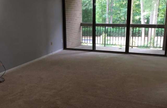 1623 PARKCREST CIRCLE - 1623 Parkcrest Circle, Reston, VA 20190